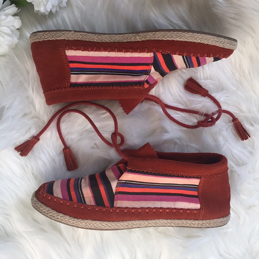 Toms | Palmera Chukka Suede Slip On Booties